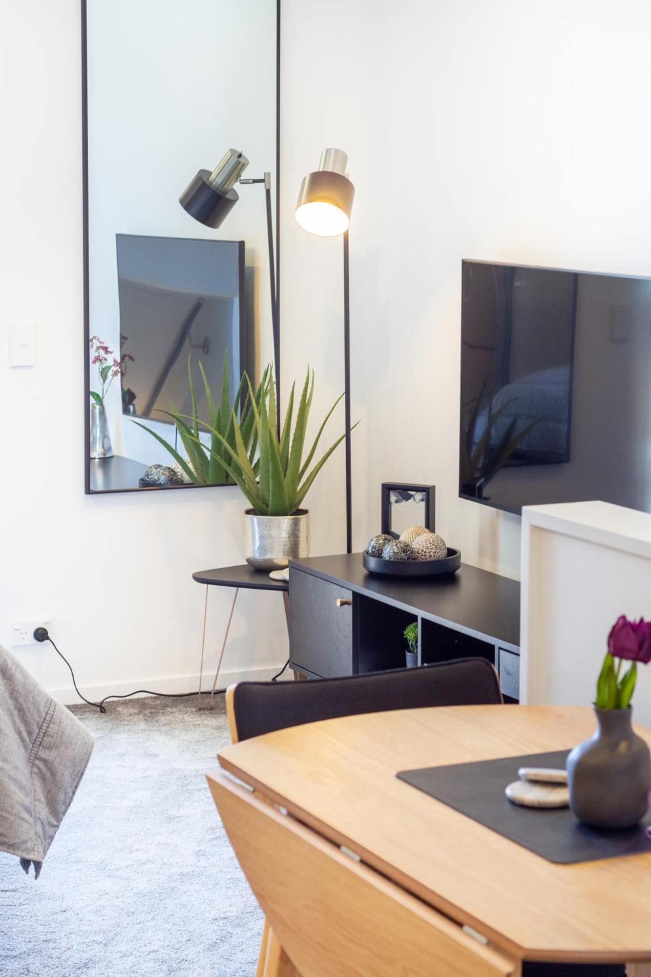 Central City Charm: Pet-Friendly Studio Крайстчърч Екстериор снимка